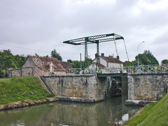 Some locks on the climb up to the summit from Briare past Ouzouer-sur-Tr�z�e include very old lifting bridges.