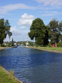 The canal at the western end of the bridge provides space for waiting boats.